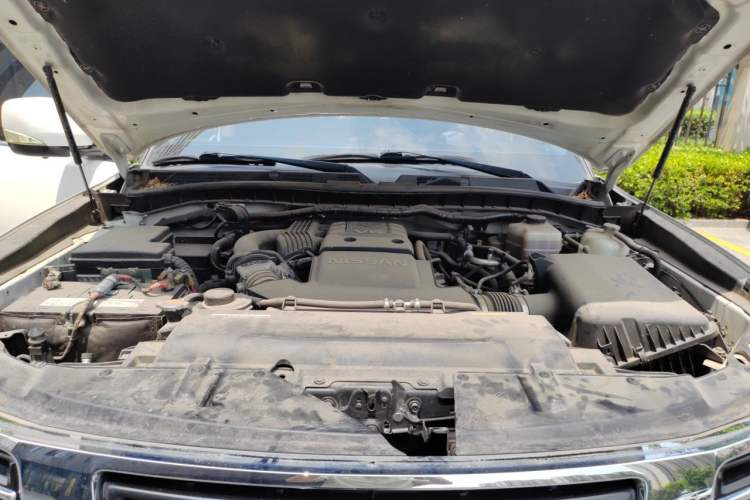 Used Nissan Patrol 2018 4.0L LinkedIn Edition Engine Bay