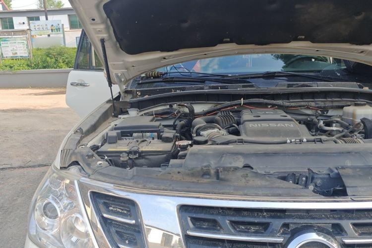 Used Nissan Patrol 2018 4.0L LinkedIn Edition Engine Bay Right