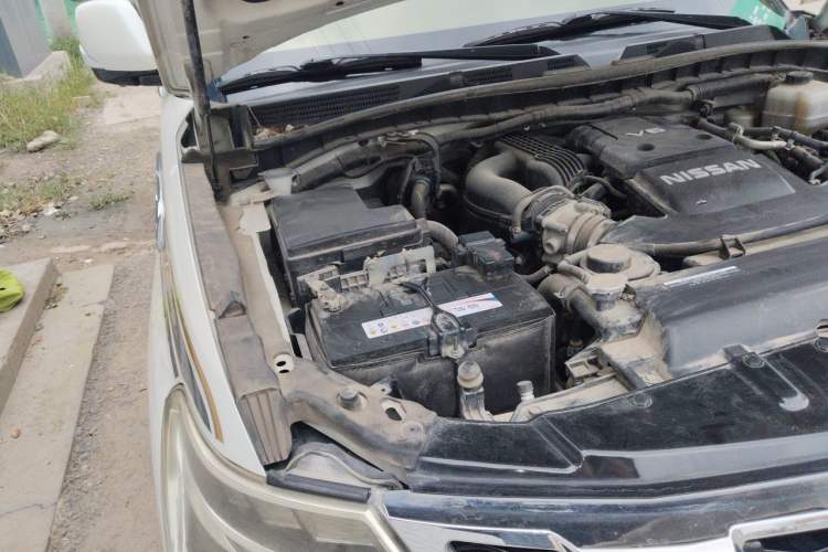 Used Nissan Patrol  Engine Bay Right