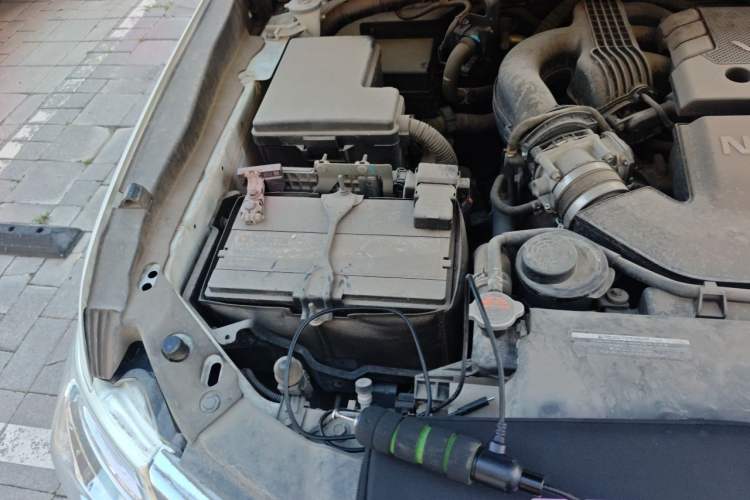 Used Nissan Patrol 2018 4.0L SE Middle East Version Engine Bay Right