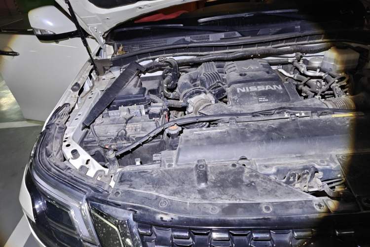 Used Nissan Patrol 2018 4.0L LinkedIn Edition Engine Bay Right