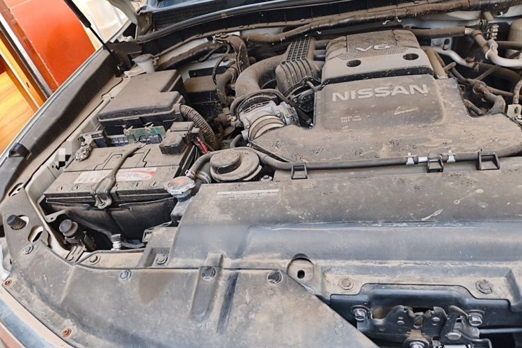 Used Nissan Patrol 2018 4.0L LinkedIn Edition Engine Bay Right