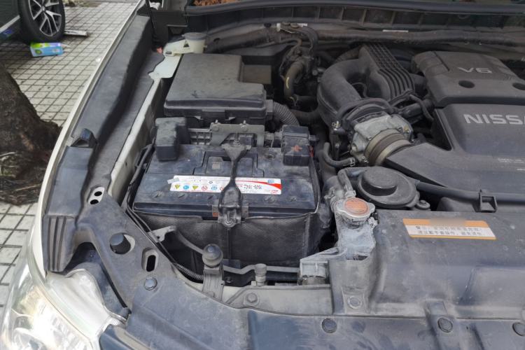 Used Nissan Patrol 2018 4.0L LinkedIn Edition Engine Bay Right