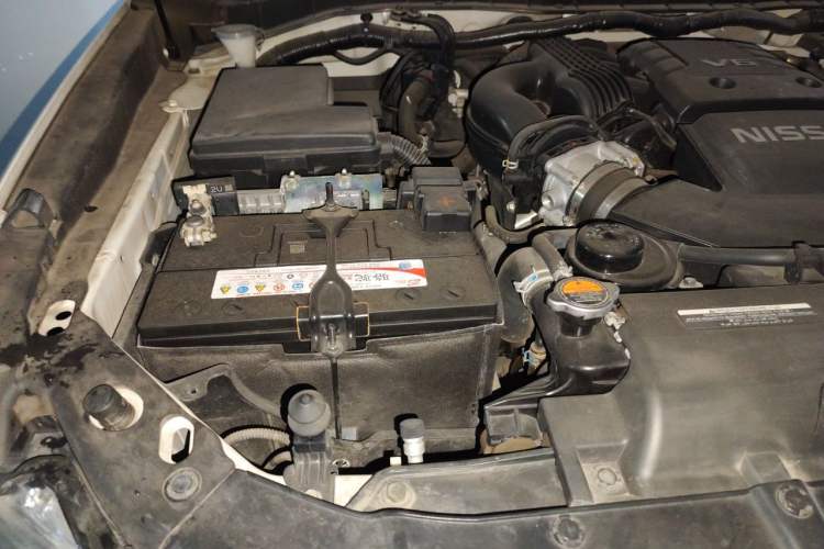 Used Nissan Patrol 2018 4.0L Automatic 7-Seater Middle East Version Engine Bay Right