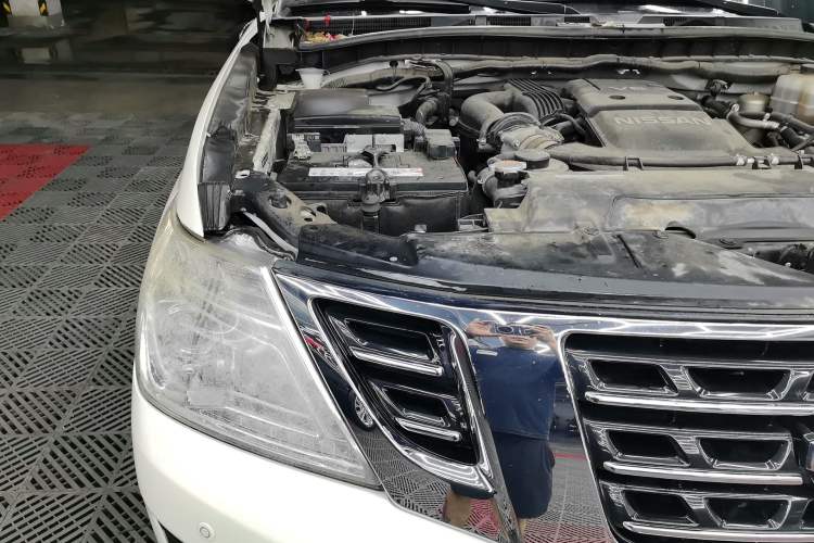 Used Nissan Patrol 2018 4.0L Automatic 7-Seater Middle East Version Engine Bay Right