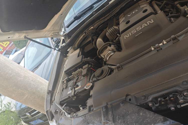 Used Nissan Patrol 2018 4.0L LinkedIn Edition Engine Bay Right