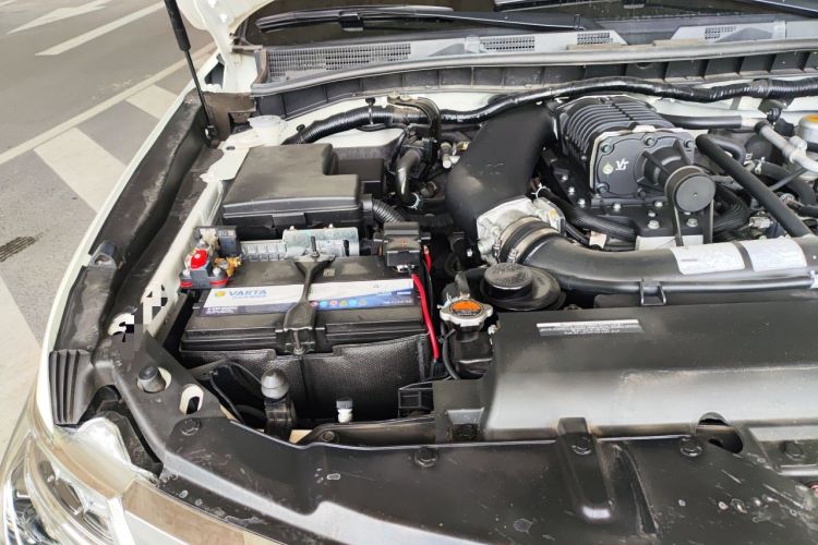 Used Nissan Patrol 2018 4.0L Flagship Model Engine Bay Right