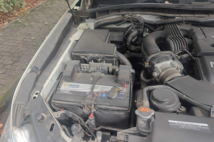 Used Nissan Patrol  Engine Bay Right