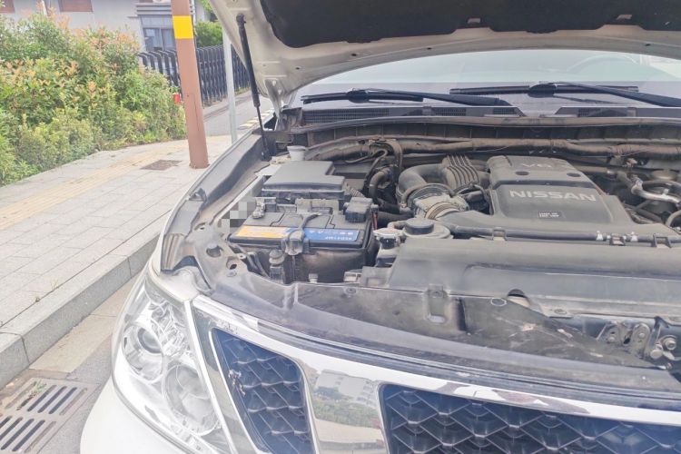 Used Nissan Patrol  Engine Bay Right