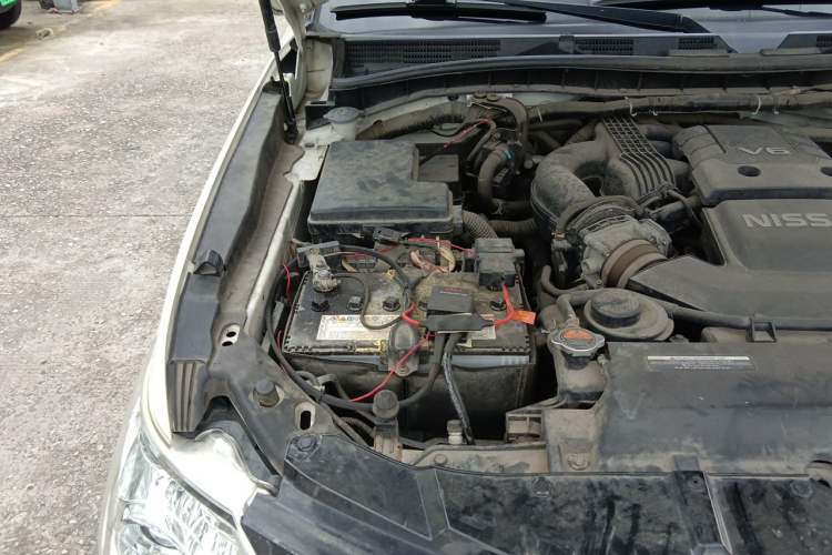 Used Nissan Patrol 2018 4.0L LinkedIn Edition Engine Bay Right