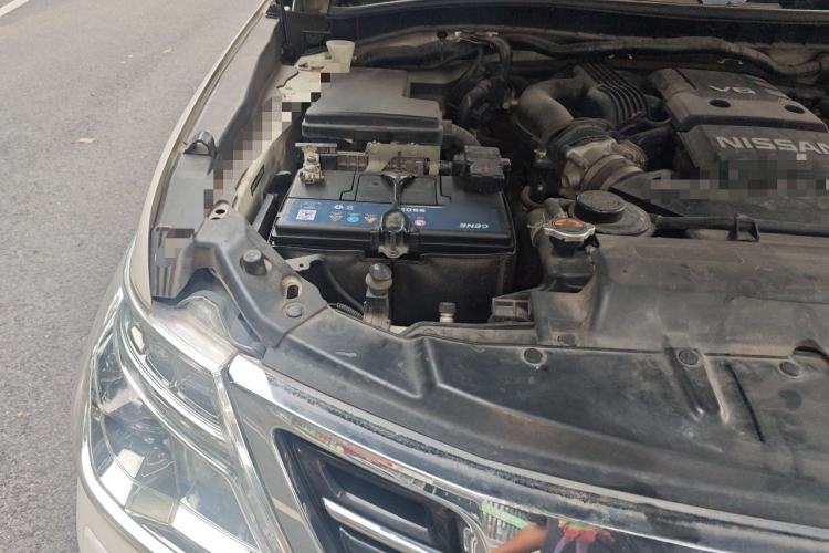 Used Nissan Patrol 2018 4.0L Flagship Version Engine Bay Right