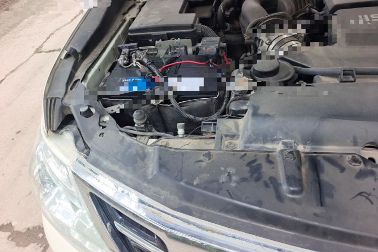 Used Nissan Patrol 2018 4.0L LinkedIn Edition Engine Bay Right