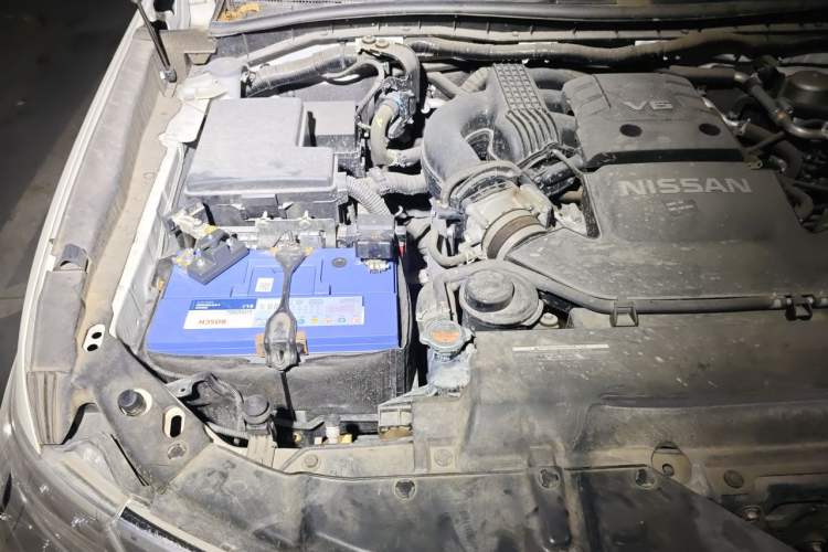 Used Nissan Patrol  Engine Bay Right