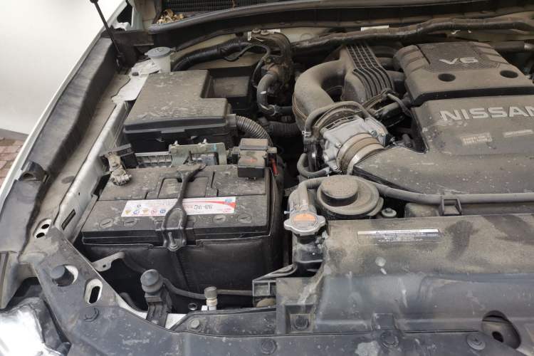 Used Nissan Patrol  Engine Bay Right