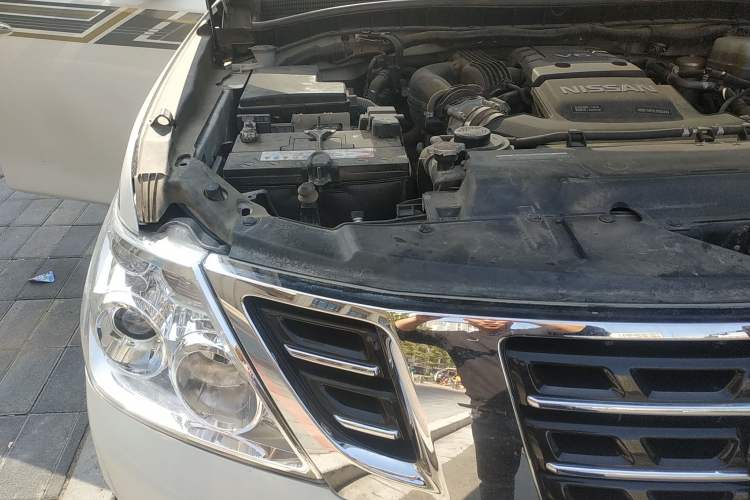 Used Nissan Patrol 2018 4.0L LinkedIn Edition Engine Bay Right