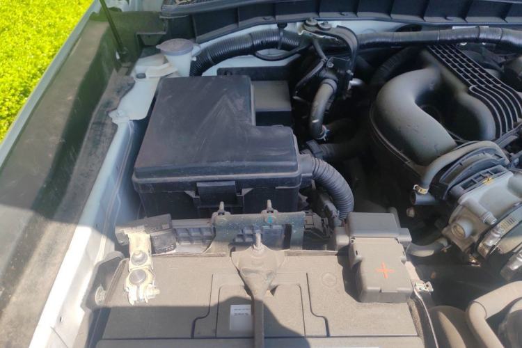 Used Nissan Patrol  Engine Bay Right