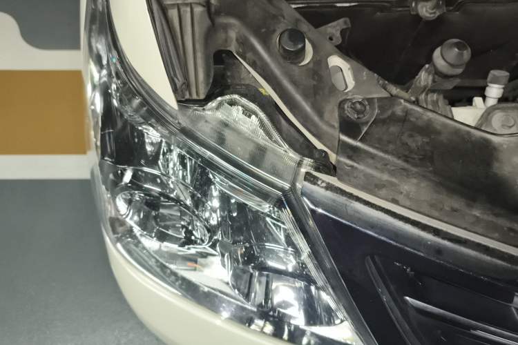 Used Nissan Patrol 2018 4.0L LinkedIn Edition Engine Bay Right