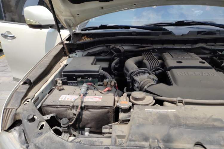 Used Nissan Patrol 2018 4.0L LinkedIn Edition Engine Bay Right