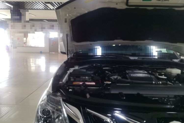 Used Nissan Patrol  Engine Bay Right