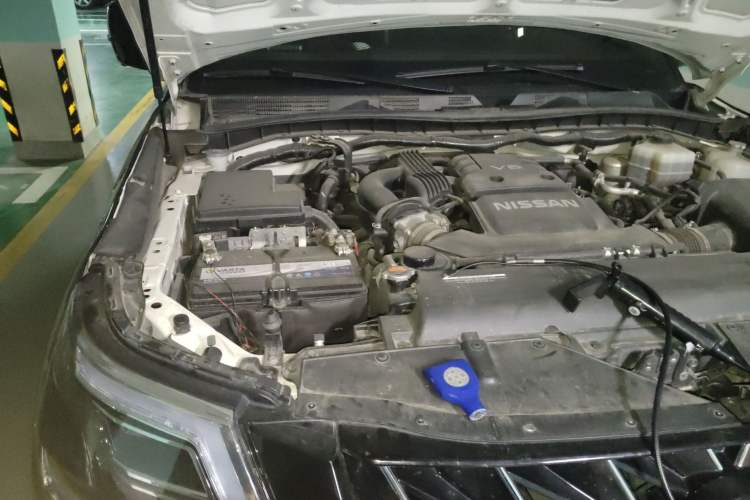 Used Nissan Patrol 2018 4.0L LinkedIn Edition Engine Bay Right