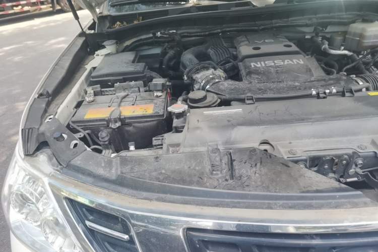 Used Nissan Patrol  Engine Bay Right