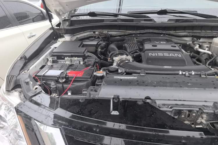 Used Nissan Patrol 2018 4.0L Automatic 7-Seater Middle East Version Engine Bay Right