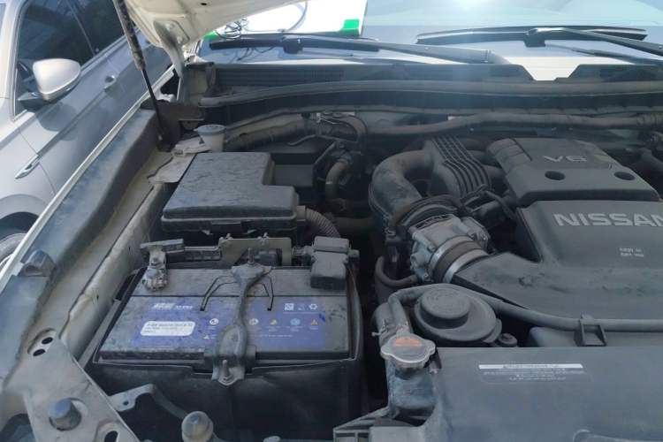 Used Nissan Patrol  Engine Bay Right