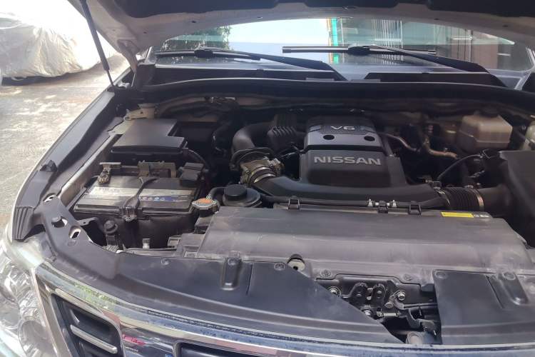 Used Nissan Patrol 2018 4.0L LinkedIn Edition Engine Bay Right