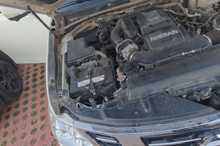 Used Nissan Patrol 2018 4.0L LinkedIn Edition Engine Bay Right