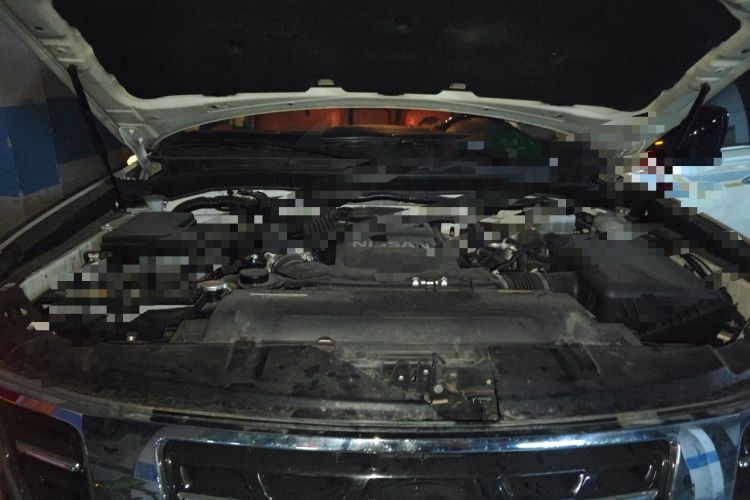 Used Nissan Patrol  Engine Bay