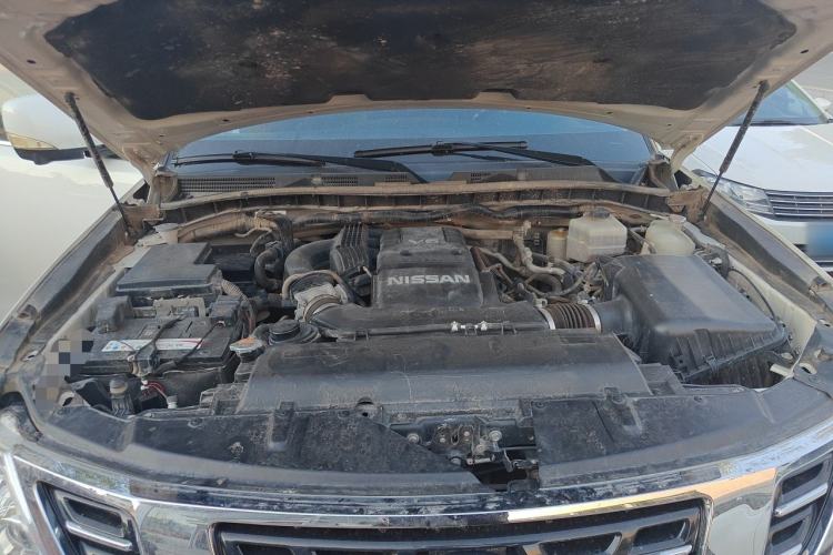 Used Nissan Patrol 2018 4.0L LinkedIn Edition Engine Bay