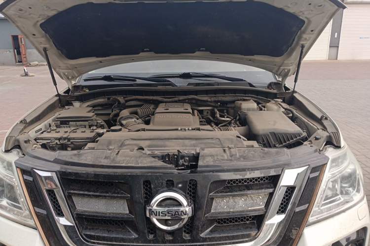 Used Nissan Patrol  Engine Bay
