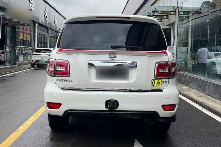 Used Nissan Patrol 2018 Y62 4.0 SE-T2 Middle East Exterior 2