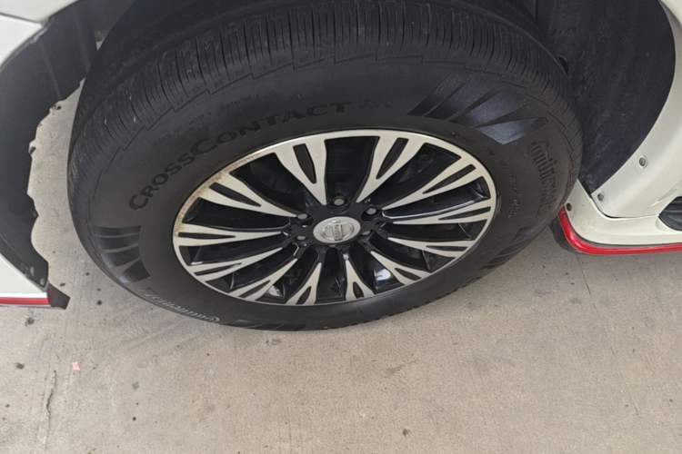 Used Nissan Patrol 2018 4.0L LinkedIn Edition Exterior 4