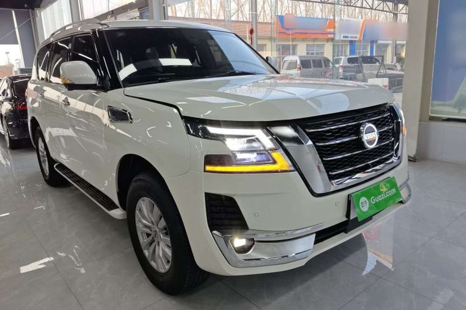 Used Nissan Patrol 2018 Y62 4.0 XE Middle East Front Right 45 Deg