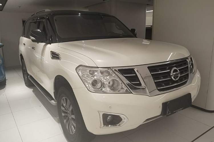 Used Nissan Patrol 2018 4.0L SE Middle East Version Front Right 45 Deg