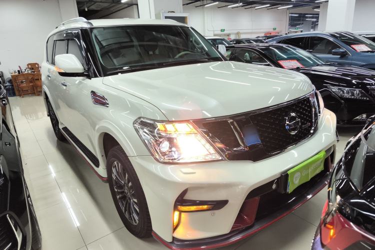 Used Nissan Patrol 2018 4.0L SE Middle East Version Front Right 45 Deg