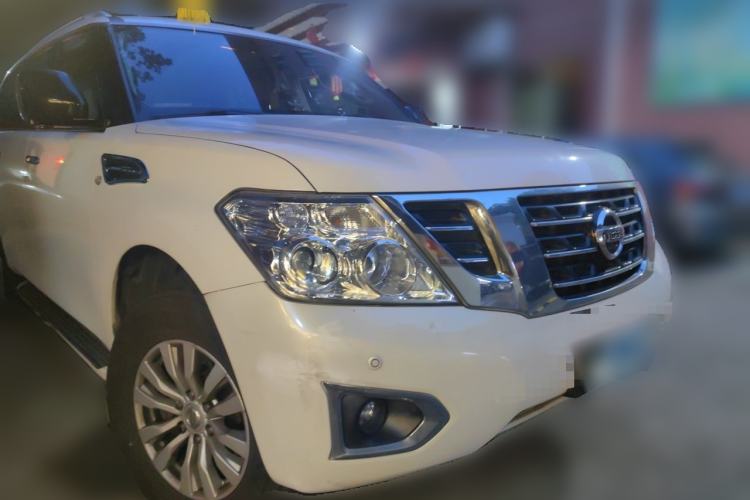 Used Nissan Patrol 2018 4.0L LinkedIn Edition Front Right 45 Deg