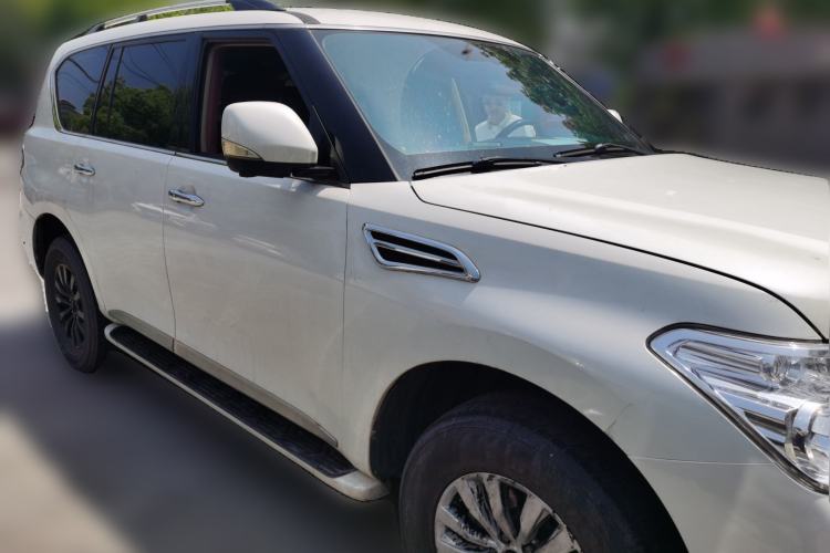Used Nissan Patrol 2018 4.0L LinkedIn Edition Front Right 45 Deg