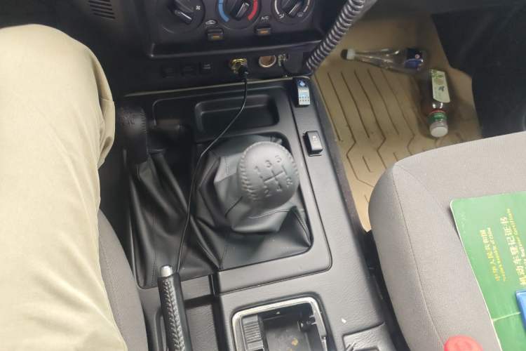 Used Nissan Patrol  Gear Lever