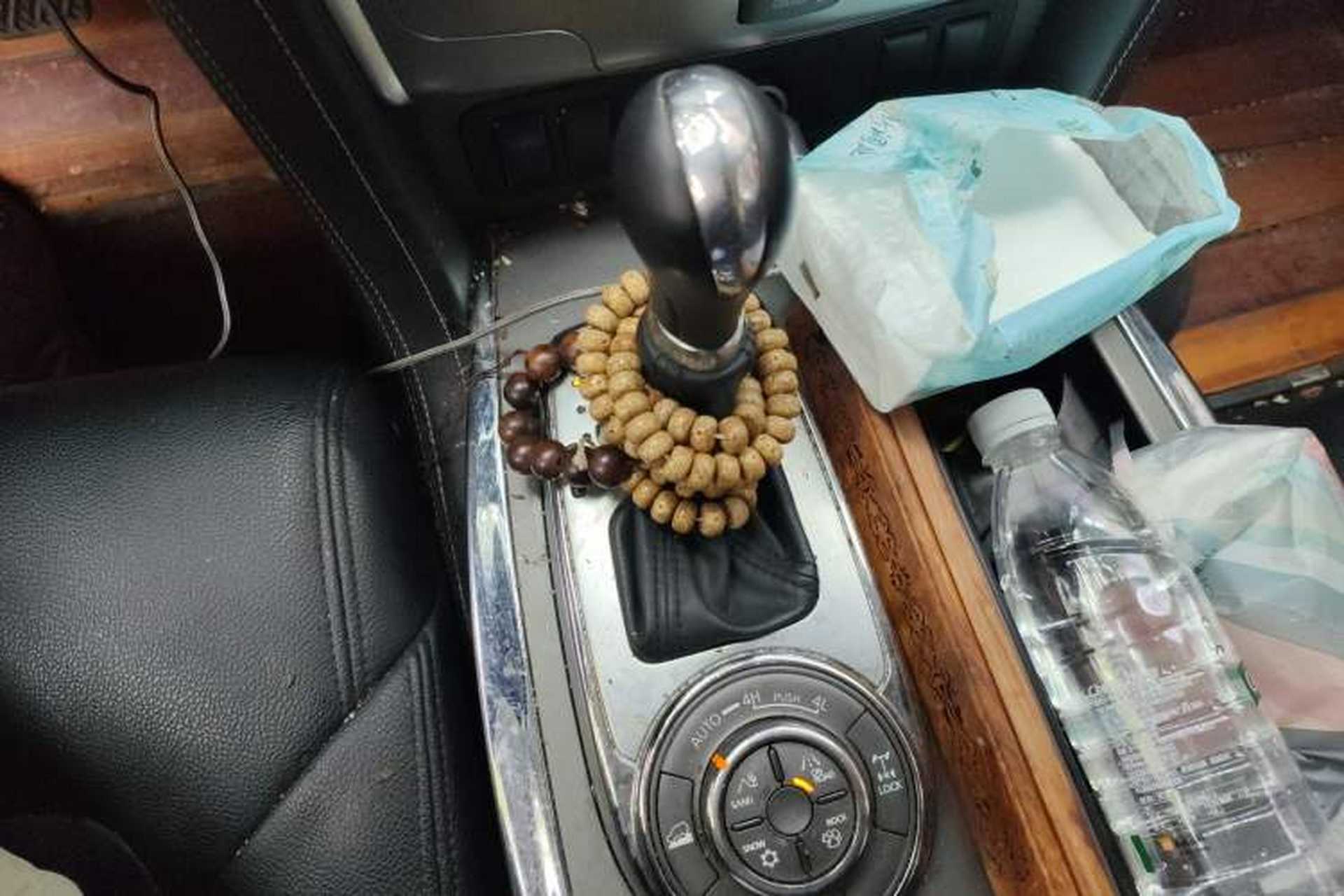 Used Nissan Patrol  Gear Lever