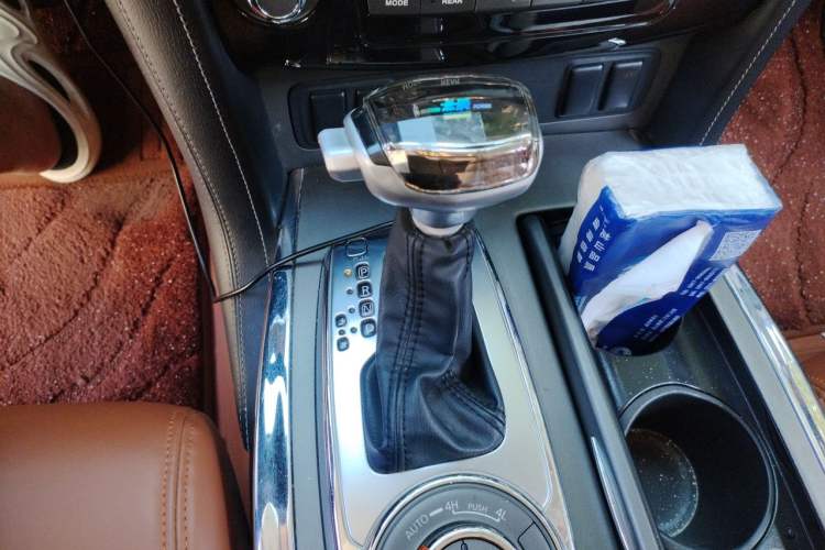 Used Nissan Patrol  Gear Lever