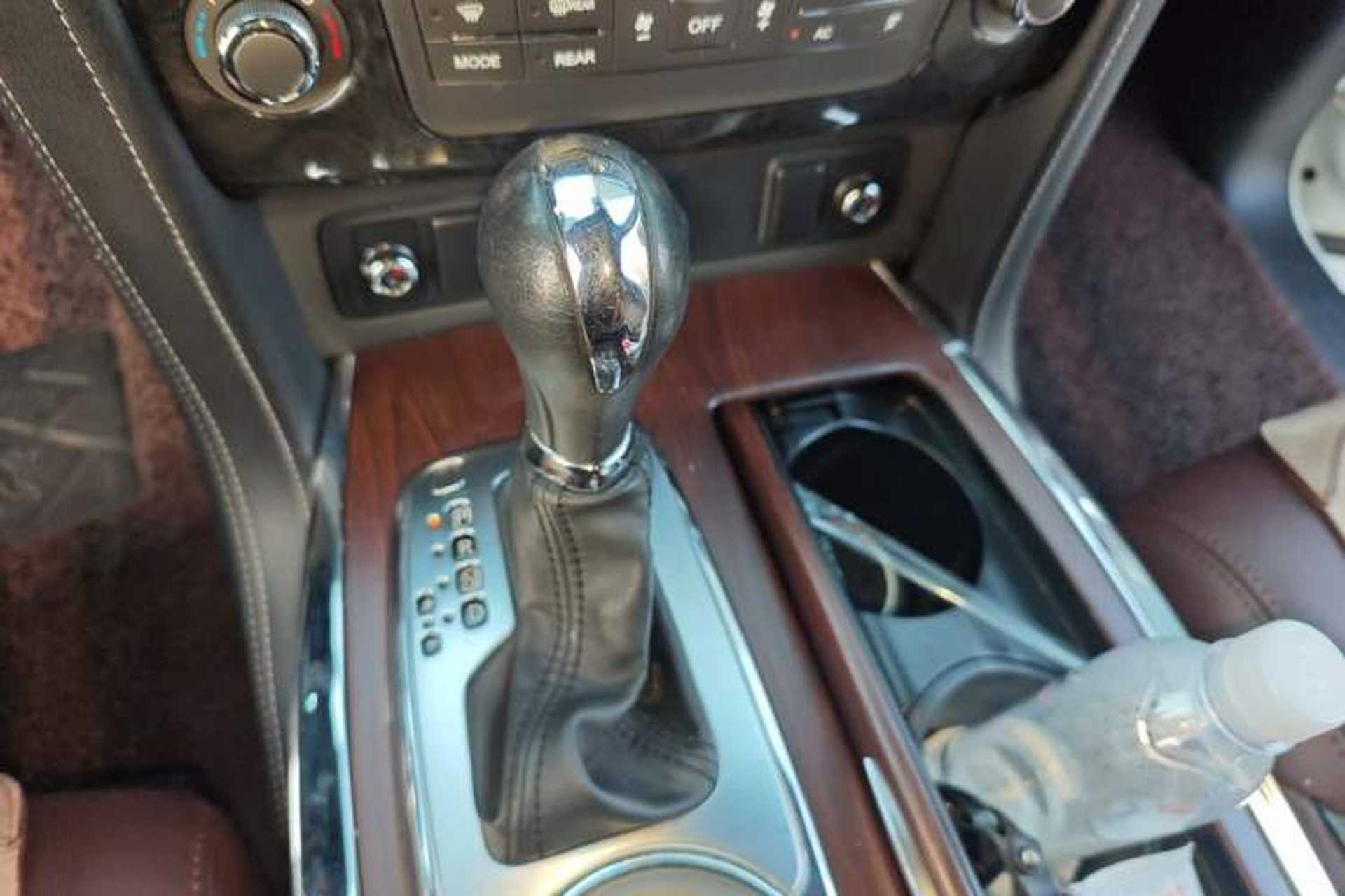 Used Nissan Patrol  Gear Lever