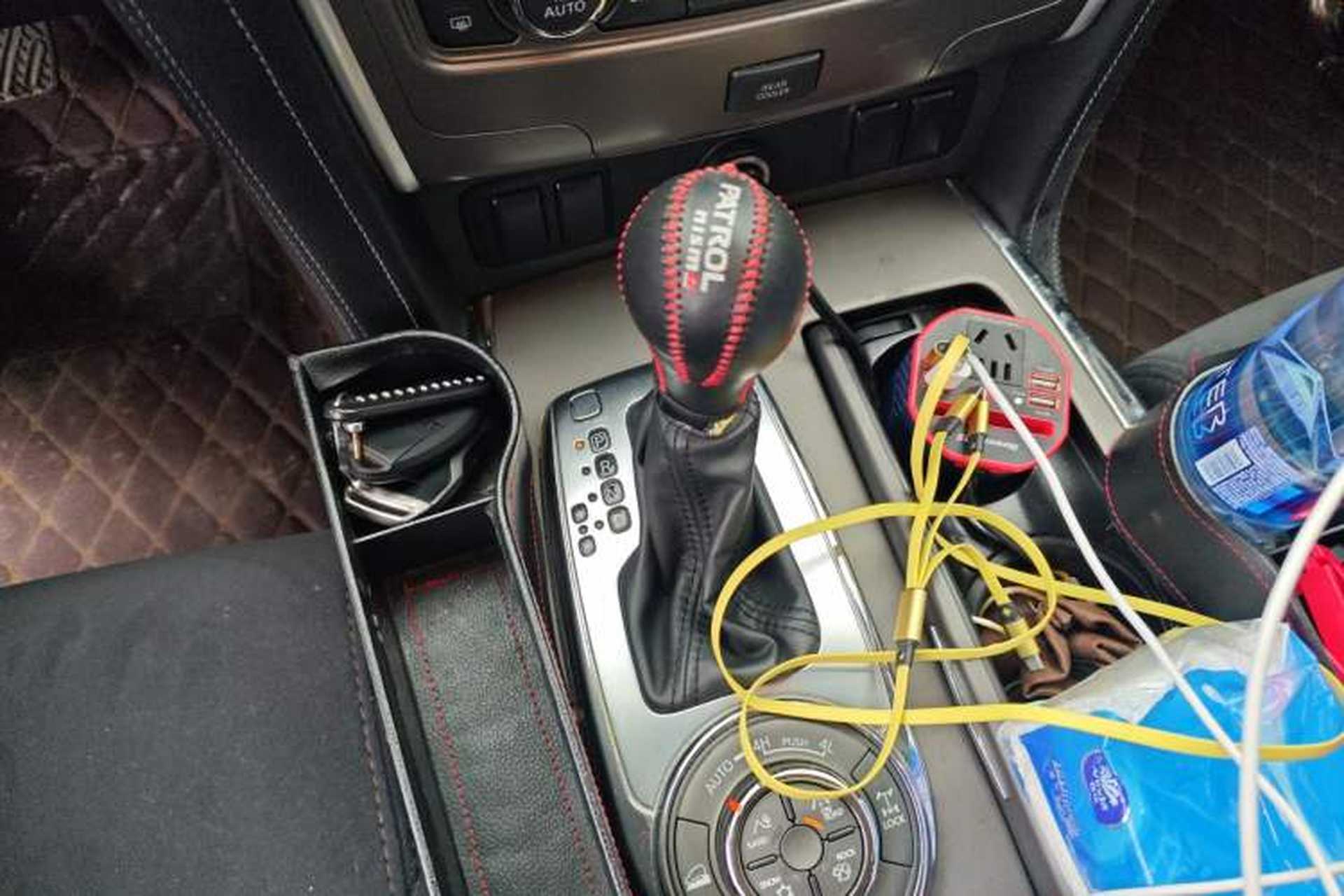 Used Nissan Patrol 2018 4.0L Automatic 7-Seater Middle East Version Gear Lever