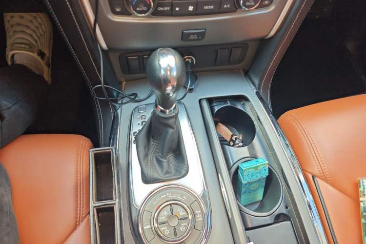 Used Nissan Patrol  Gear Lever