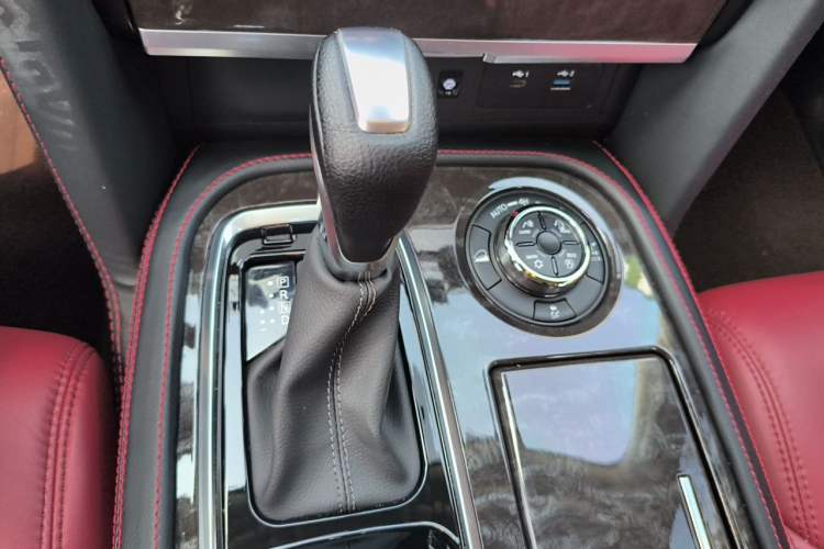 Used Nissan Patrol  Gear Lever