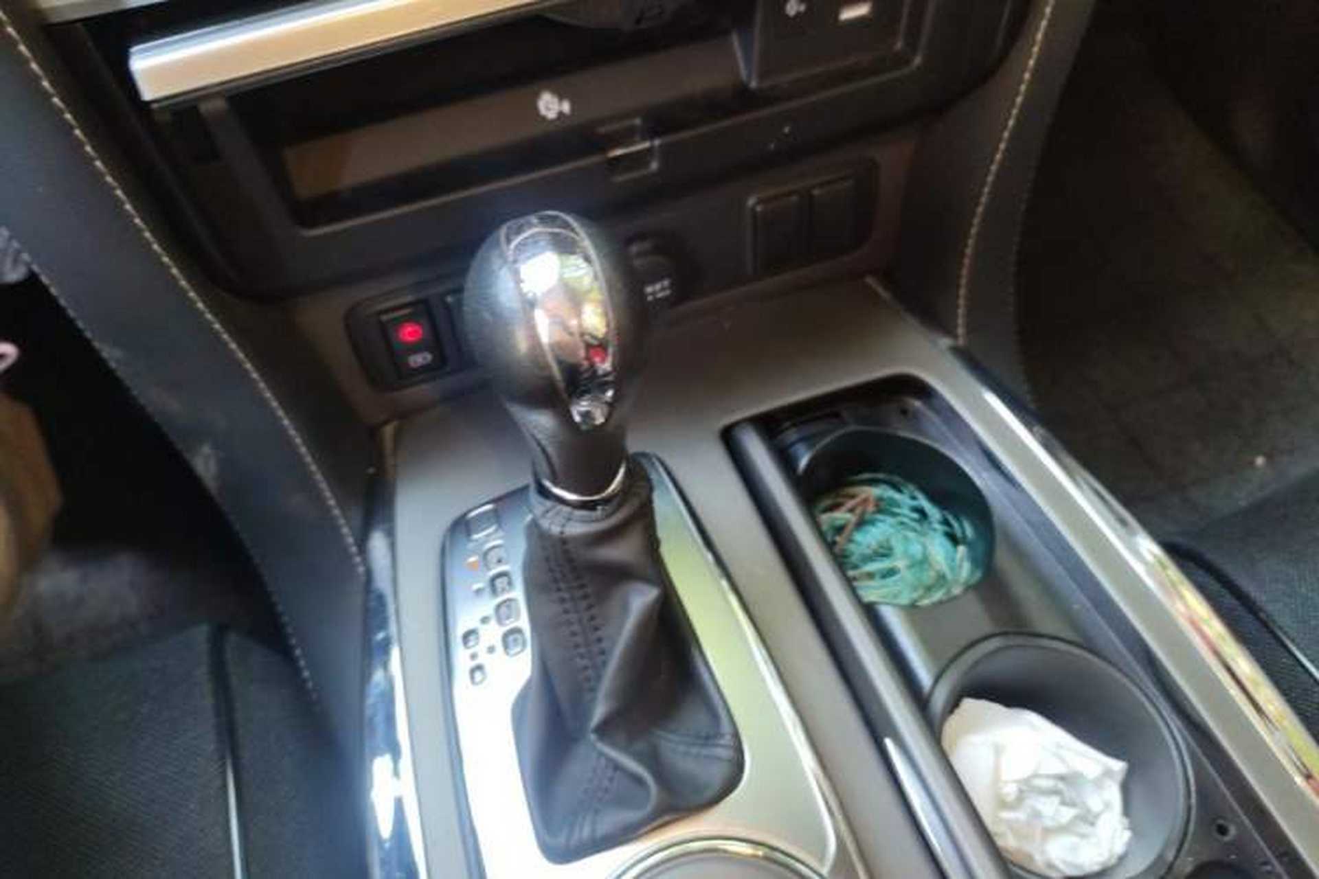 Used Nissan Patrol  Gear Lever