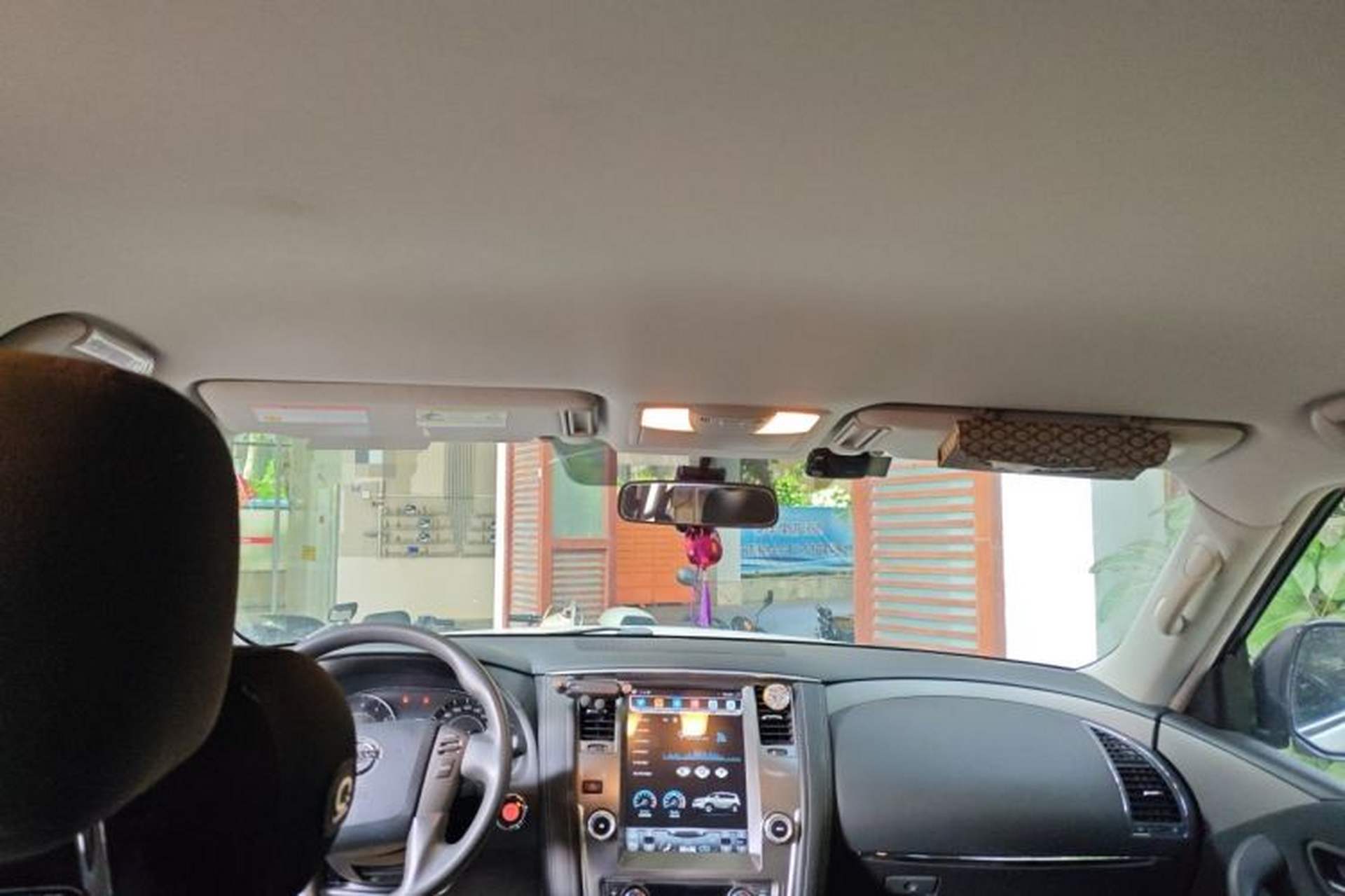 Used Nissan Patrol  Headliner