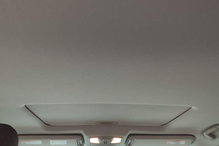 Used Nissan Patrol  Headliner