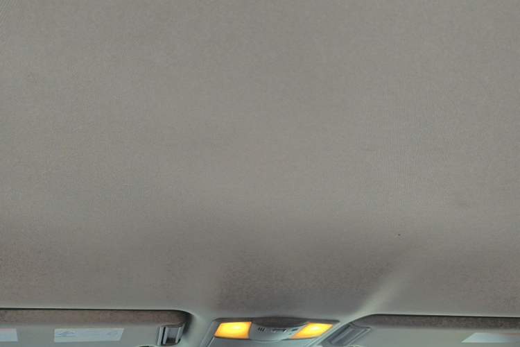 Used Nissan Patrol  Headliner
